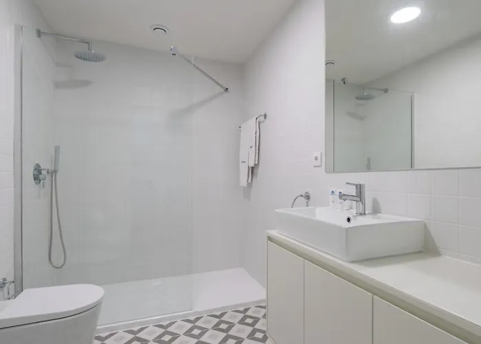 Stylish In Downtown By Hostwise Apartman