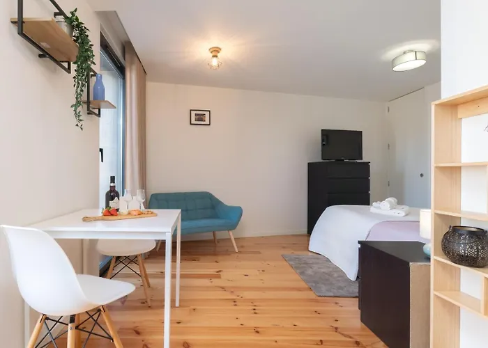 Stylish In Downtown By Hostwise * 波尔图